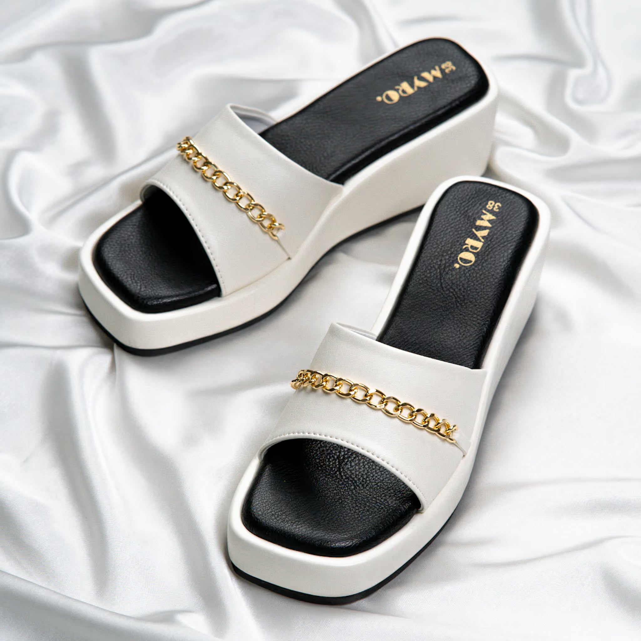 Voge White Boston Heel