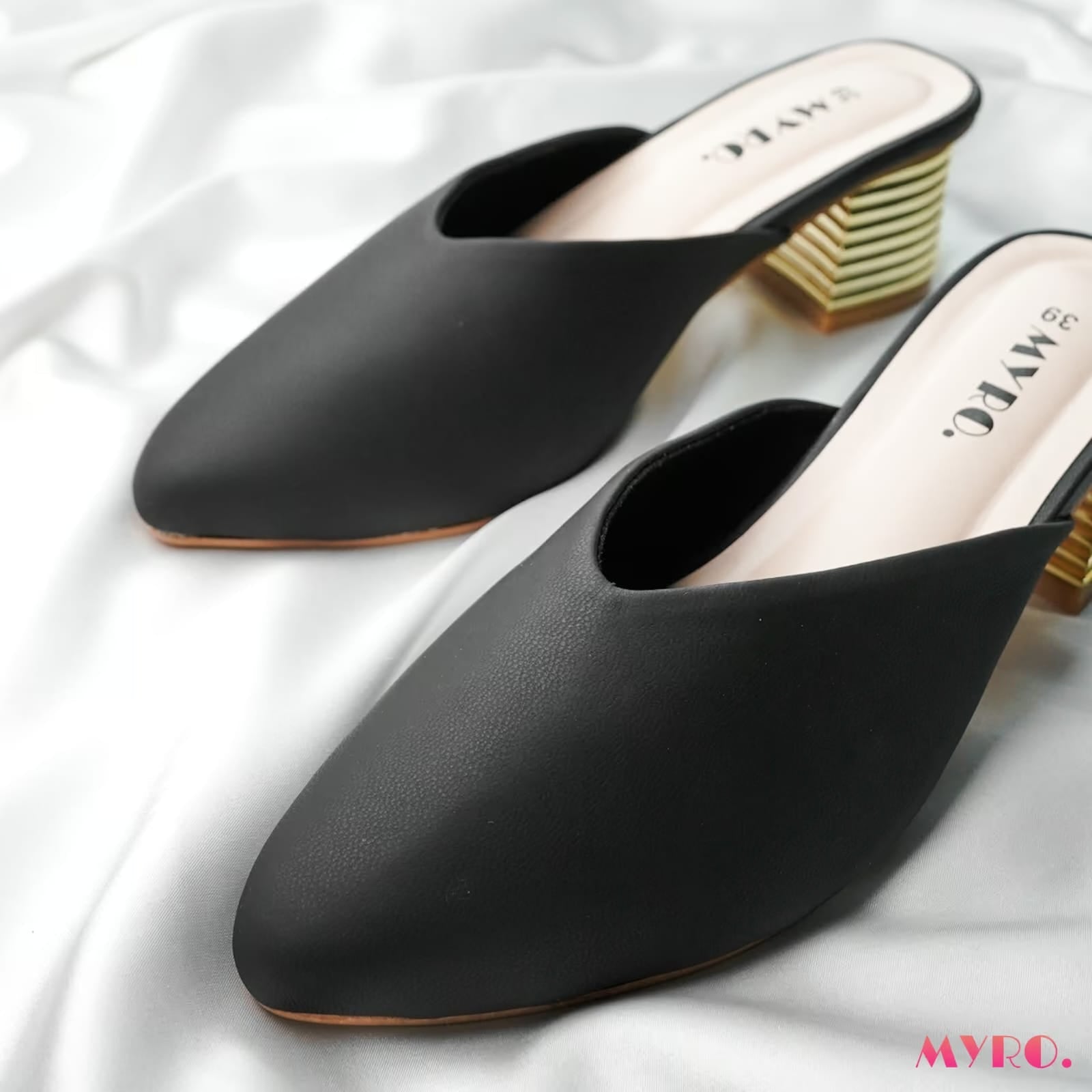 Mivi Black Mules - MYRO