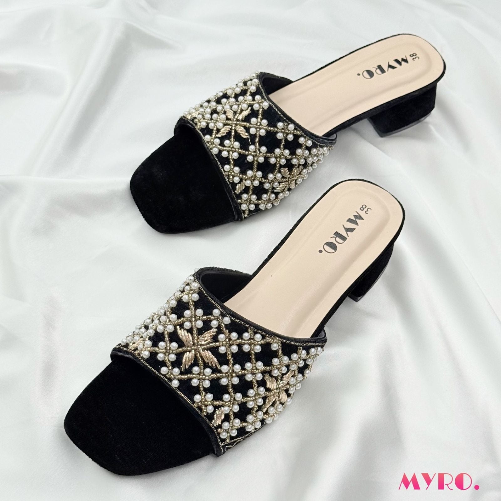 Nuhari Black Heel - MYRO