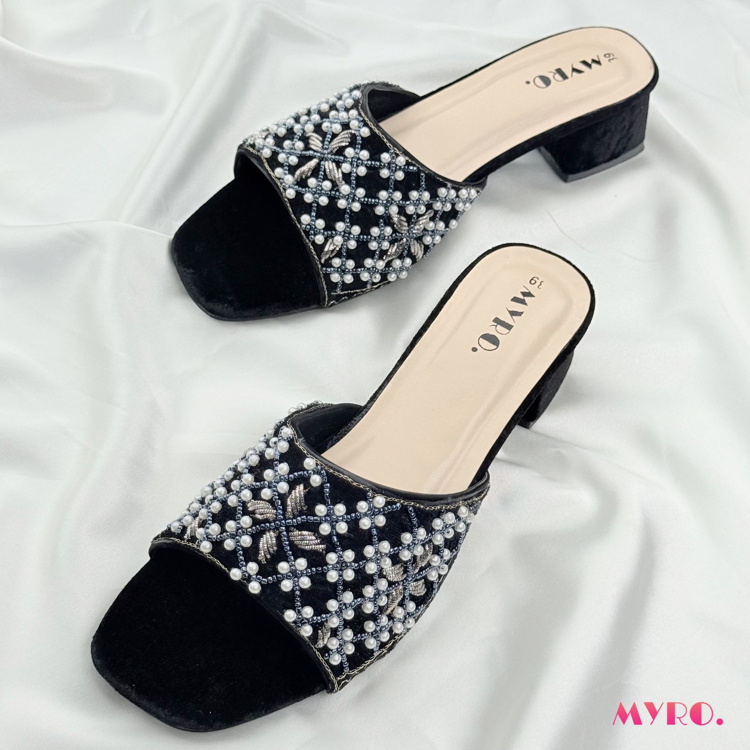 Nuhari White Heel - MYRO