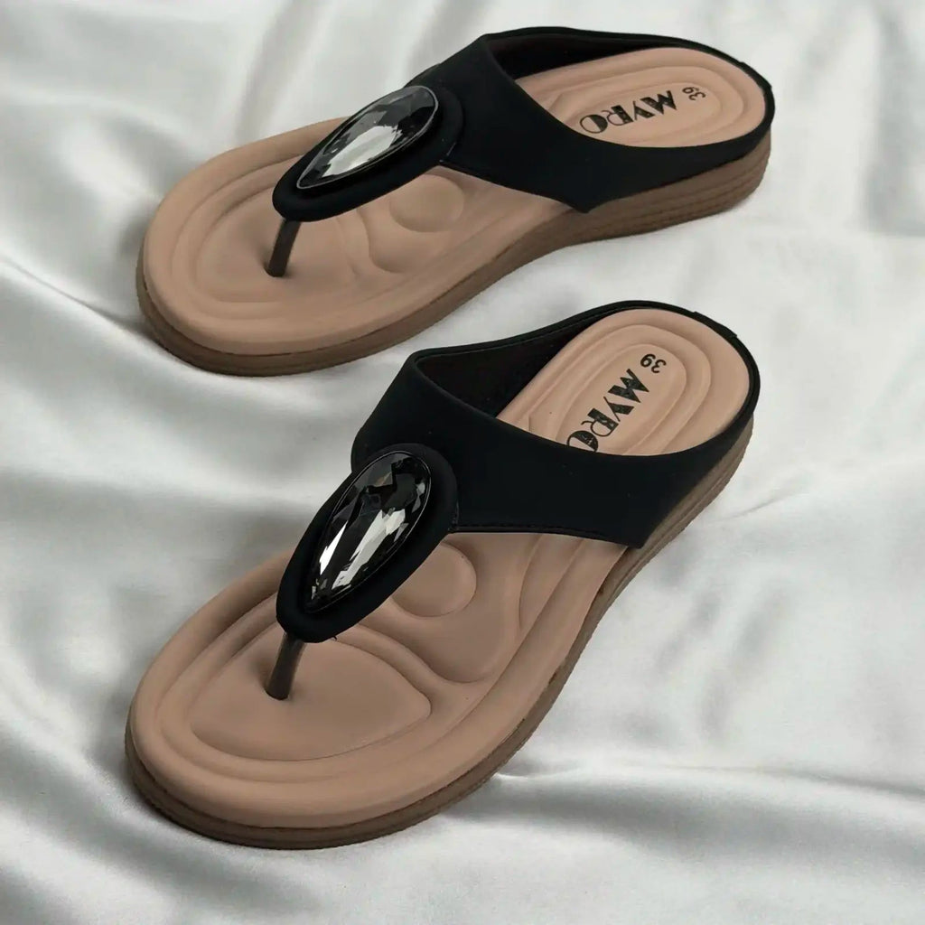 Teni Rida Rida Low Boston Heel - MYRO
