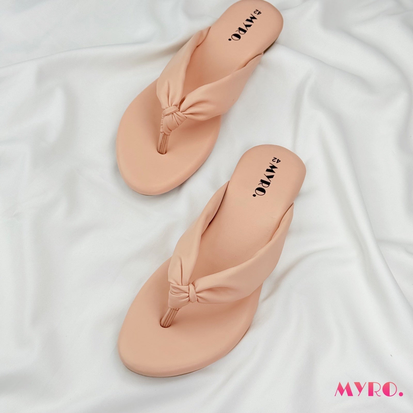 Softknot Pink Flat - MYRO